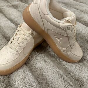 Alo Recovery Mode Sneaker